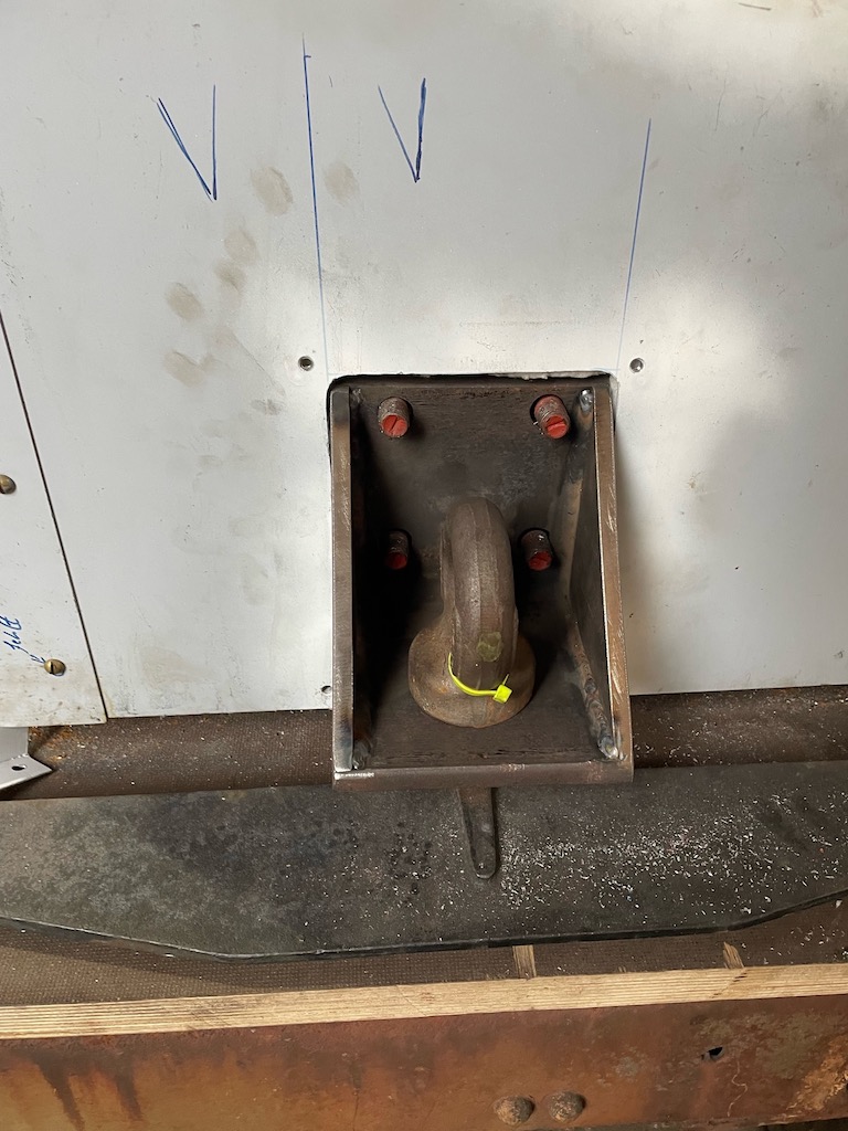 221201 Haken angeschraubt